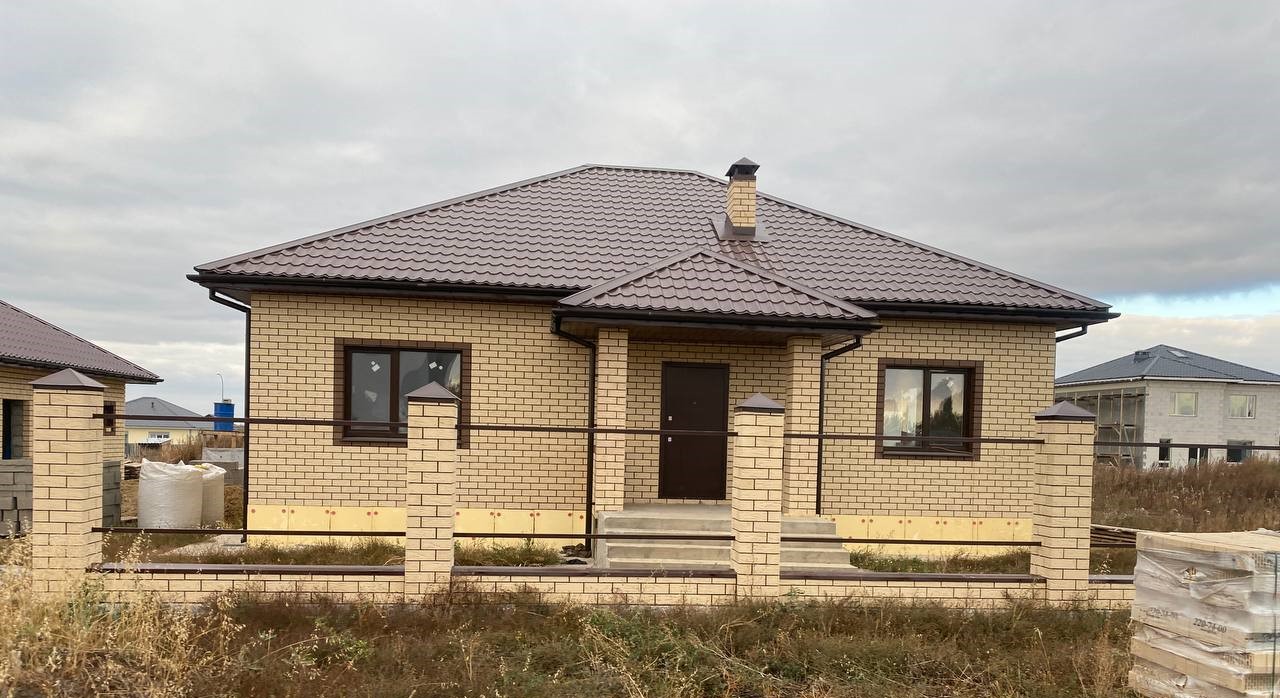 Гараж и загородный дом