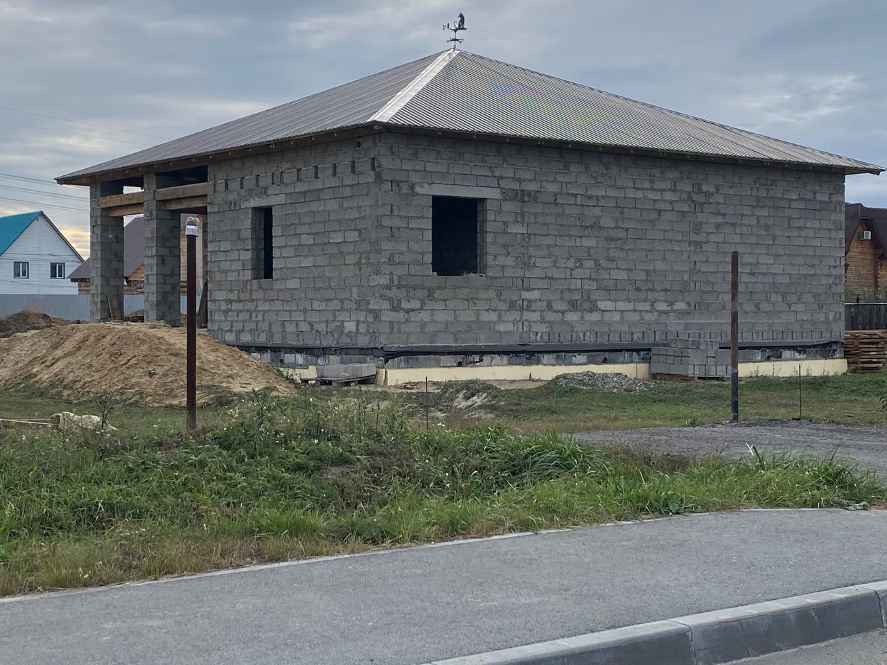 Загородный дом из керамзитоблоков