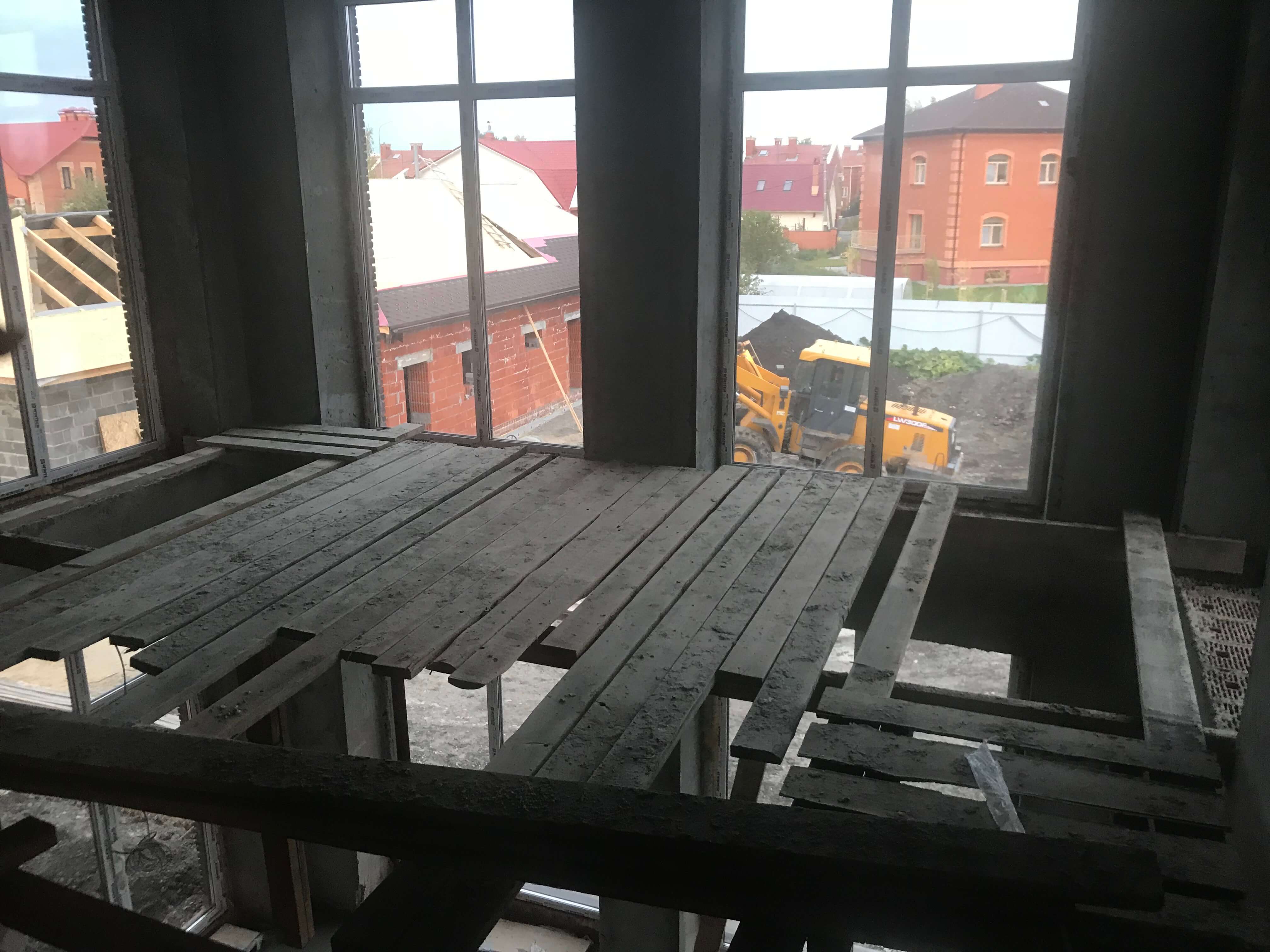 Дом из керамоблоков с облицовкой керамическим кирпичом